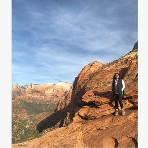 Meet your Posher, Nicole